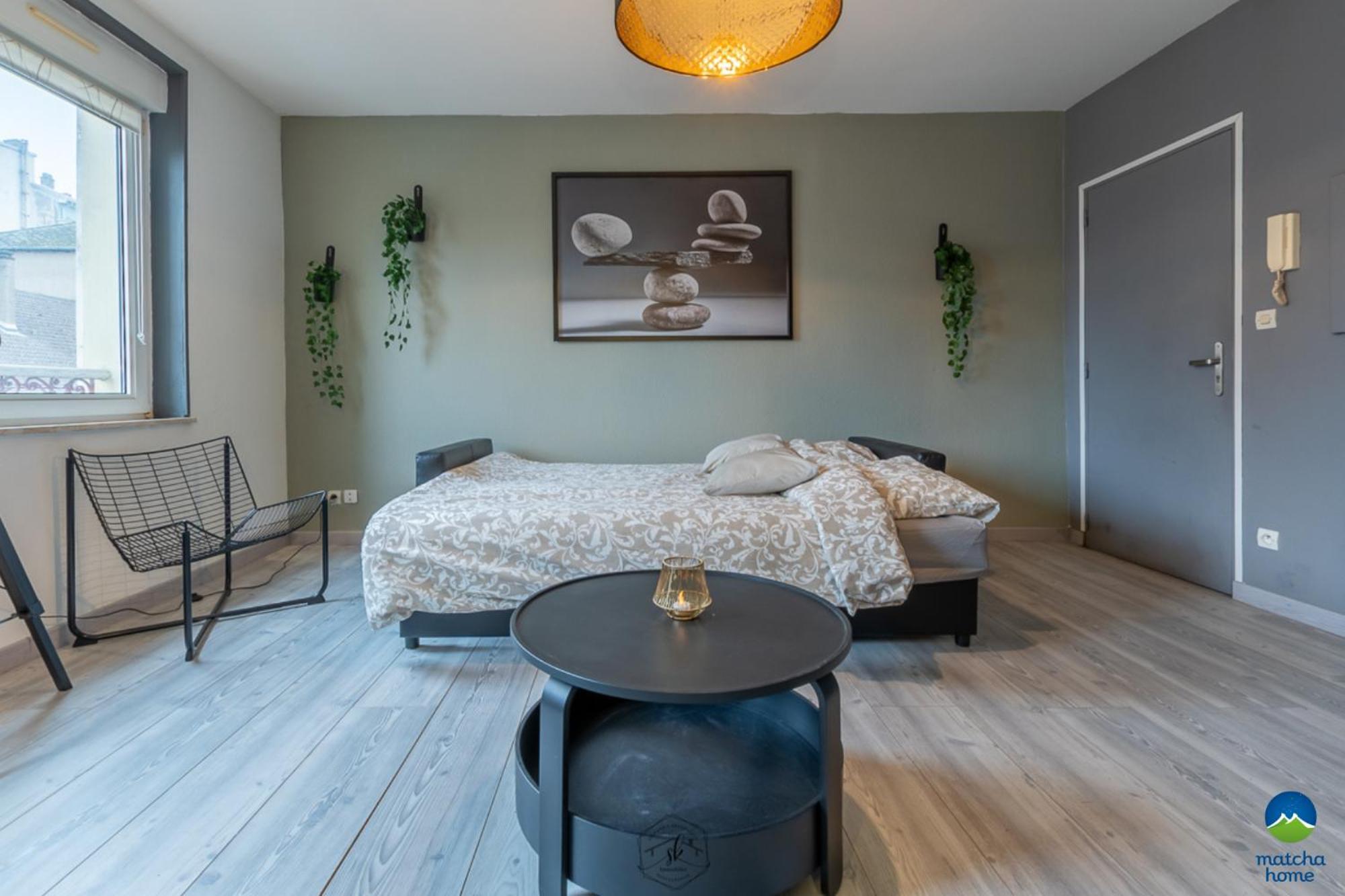 1 Studio & 4 Appts - 1 A 4 Lits - 1 A 7 Pers - 1 Immeuble - Confort, Flexibilite ------ English - 1 Studio & 4 Apts - 1 To 4 Beds - 1 To 7 Guests - Same Building -- Cattenom Hayange Εξωτερικό φωτογραφία